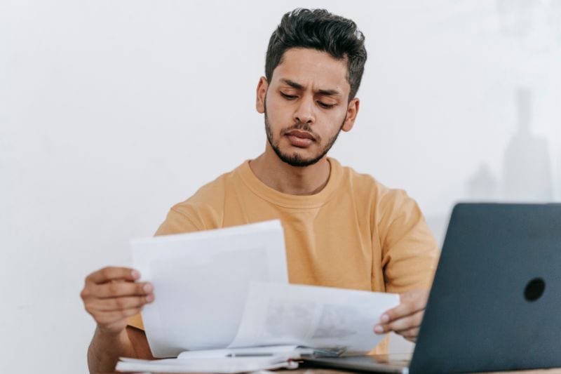 property manager going over tenant backgrounds checks in la