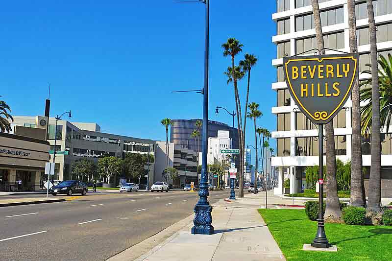 Beverley Hills sign - Beverly hills flats